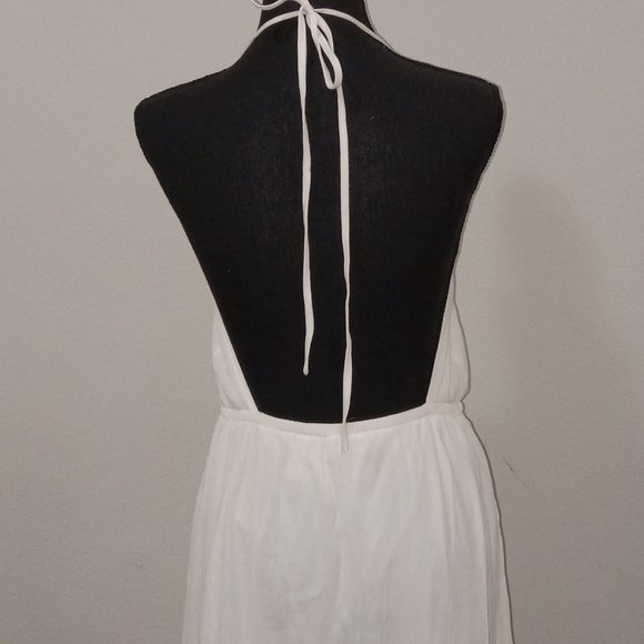 Lulus Dashing Dame White floral islet dress. - Picture 10 of 11